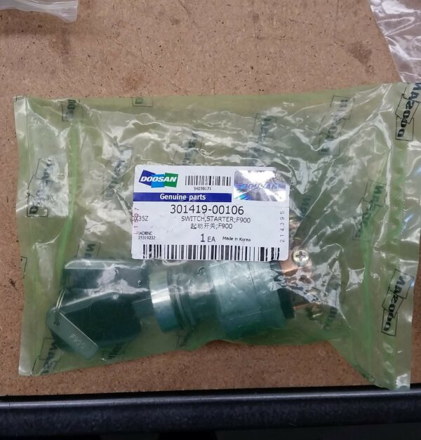 Doosan 301419-00106 Starter Switch