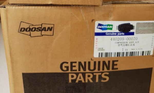 Doosan 440205-00070 - Compressor Assy, Air