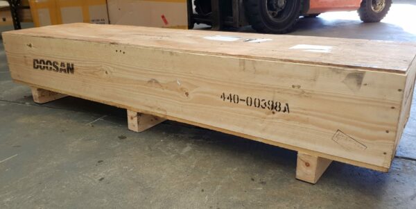 Doosan Bucket Cylinder - 440-00398A