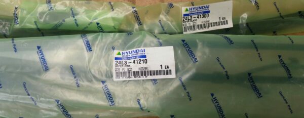 Hyundai Wiper Blade - 24L3-41300