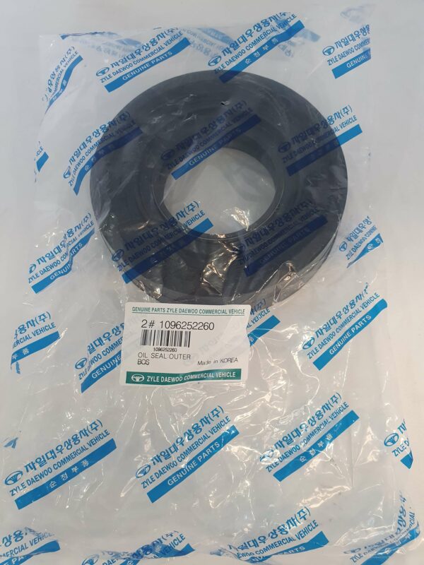 Daewoo Bus 1096252260 Oil Seal Outer