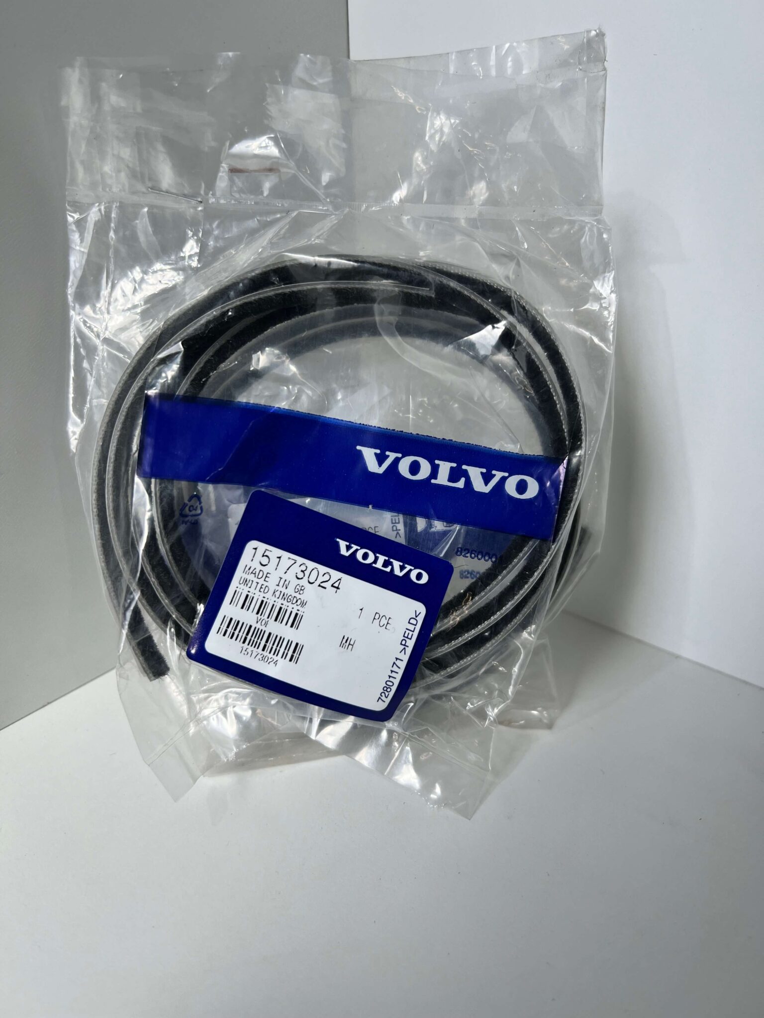 Volvo Weatherstrip 15173024 | Heavy Duty Parts Australia